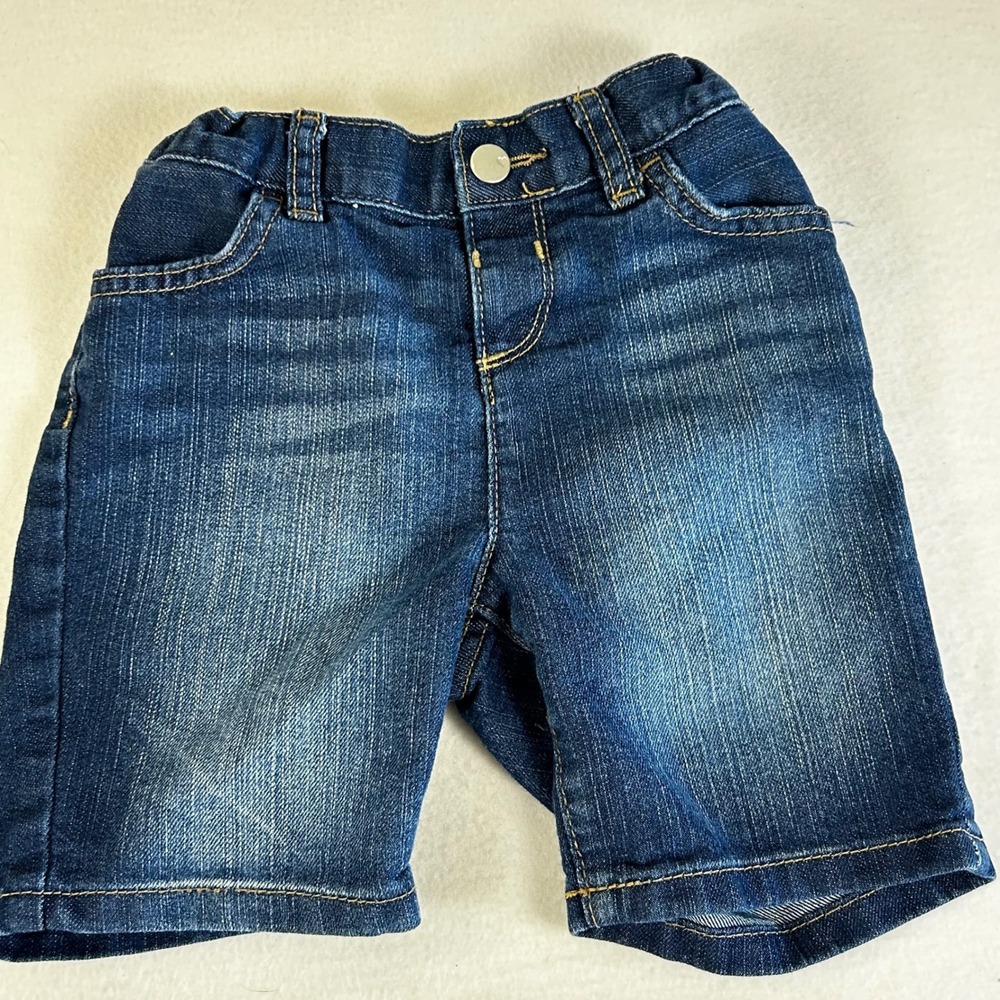 The Childrens Place Girls Size 5 Denim‎ Shorts White Embroidered Top Outfit Set - Picture 6 of 14